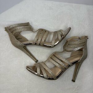 Michael by Michael Shannon “Nicki” Heel Gold Glitter Size 7